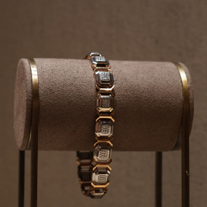 Ladies Bracelete 18KT