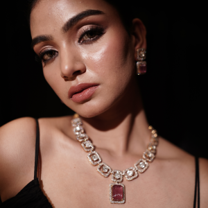 Diamond Set 14KT( D- Fancy)