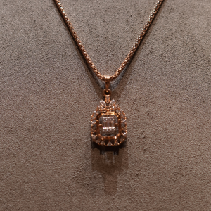 Pendant With Chain 18KT