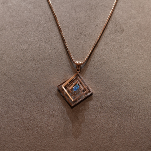 Pendant With Chain 18KT