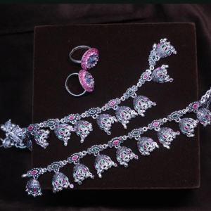 Silver Paayal & Polly